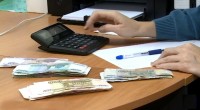 Большинство россиян получат пенсии и пособия досрочно