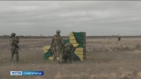 Тренируются, чтобы  выжить и победить: ставропольцы сдают экзамен перед отправкой в зону СВО