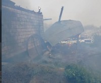 В ставропольской станице загорелся частный дом и автомобиль