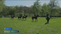 Всадники со всего Северного Кавказа собрались  парке Победы в Ставрополе