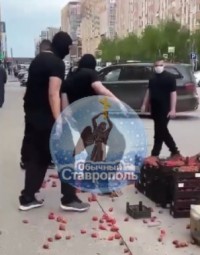 Личности разгромивших торговую палатку в Ставрополе установлены, все задержаны