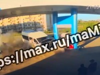 На заправке в Невинномысске взорвался газовый баллон автомобиля «Газель» На заправке в Невинномысске взорвался газовый баллон автомобиля «Газель»