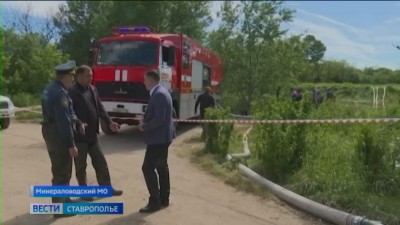 Жителей села Левокумка на Ставрополье эвакуируют из-за наводнения