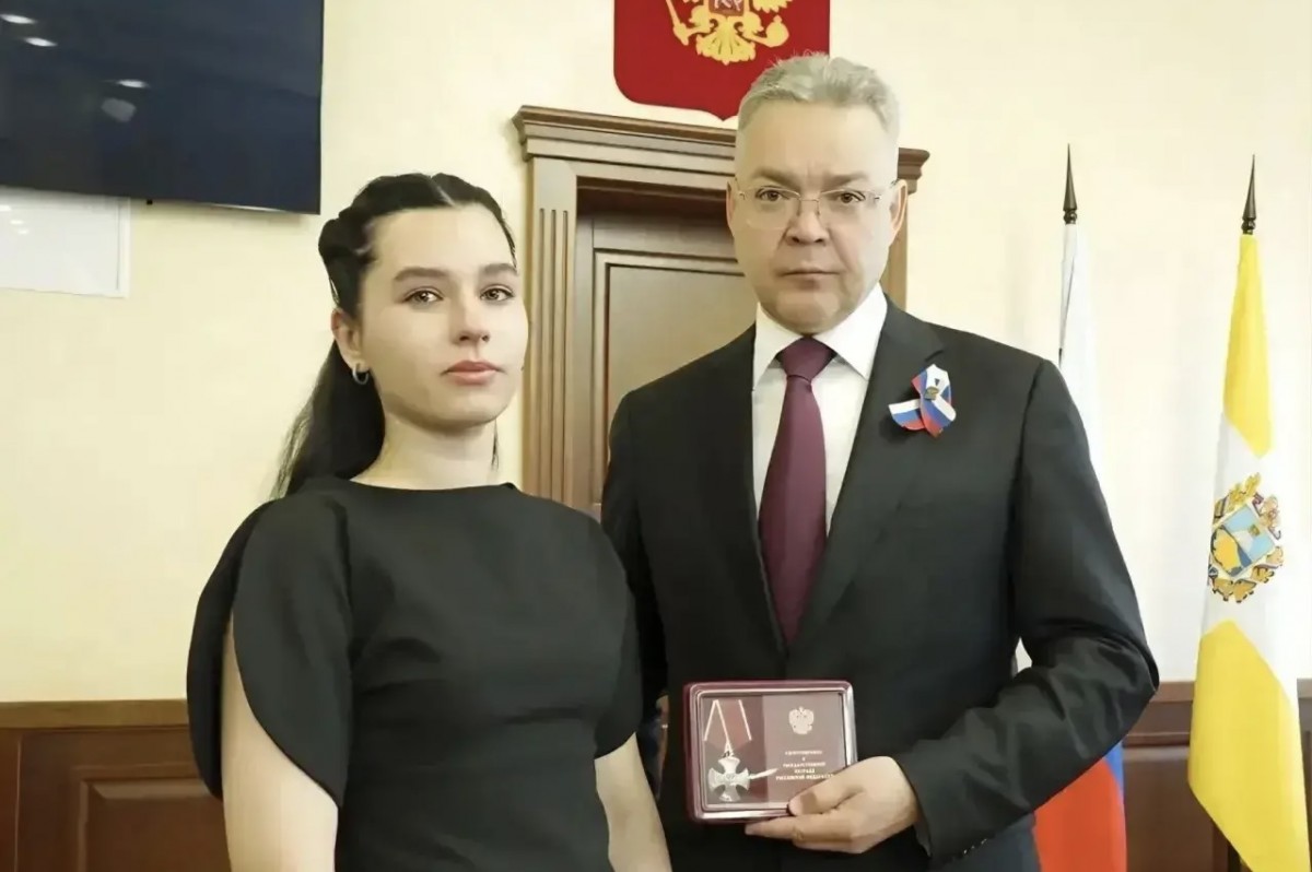 Губернатор Ставрополья вручил орден Мужества семье героя СВО Губернатор Ставрополья вручил орден Мужества семье героя СВО