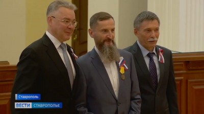 Губернатор вручил государственные награды выдающимся жителям Ставрополья