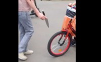 Прокуратура взяла на контроль дело  в отношении женщины, угроджавшей детям ножом в Ставрополе