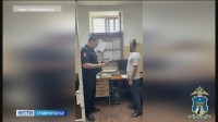 Наглого мигранта выдворили из России Наглого мигранта выдворили из России
