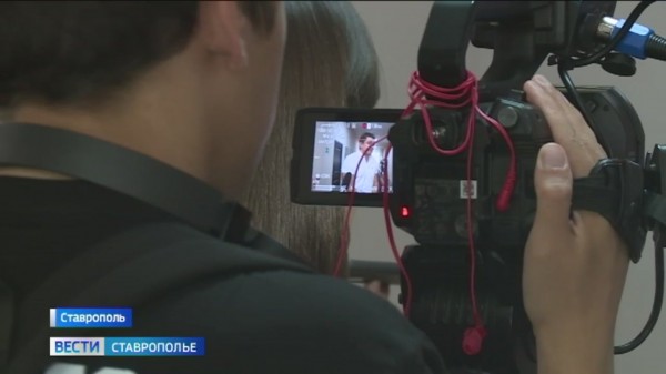 В Ставрополе наградили юного героя за спасение детей