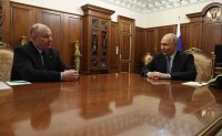 Владимир Путин поддерживает постоянный диалог со стратегическими предприятиями страны