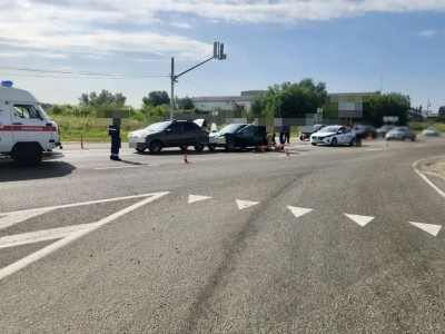 На Ставрополье в ДТП погиб водитель «Лады Гранты» На Ставрополье в ДТП погиб водитель «Лады Гранты»