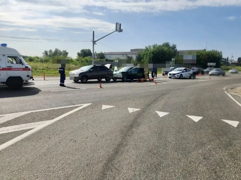 На Ставрополье в ДТП погиб водитель «Лады Гранты» На Ставрополье в ДТП погиб водитель «Лады Гранты»