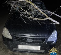 На Ставрополье женщина пойдёт под суд за порчу автомобиля соседки На Ставрополье женщина пойдёт под суд за порчу автомобиля соседки
