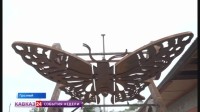 Качеля‑бабочка в центре Грозного: как местные энтузиасты удивили город