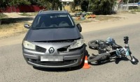 На Ставрополье водитель иномарки врезался в мотоцикл с двумя подростками На Ставрополье водитель иномарки врезался в мотоцикл с двумя подростками