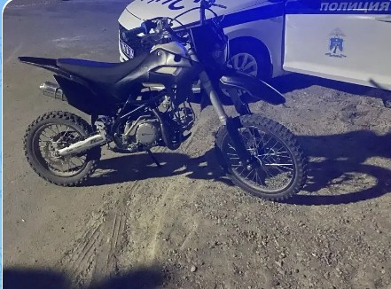 В Зеленокумске несовершеннолетний мотоциклист сбил ребенка В Зеленокумске несовершеннолетний мотоциклист сбил ребенка