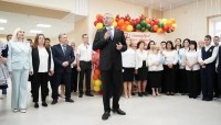 Глава Ставрополья посетил в День знаний обновленную школу №14 Пятигорска