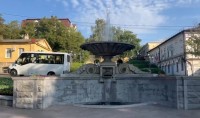 В центре Ставрополя спустя много лет вновь заработал фонтан В центре Ставрополя спустя много лет вновь заработал фонтан