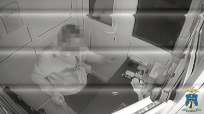В Ставрополе подростки угнали автомобиль и совершили погром на аттракционе