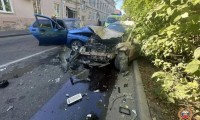 Опасный обгон привёл к серьезной аварии в Ставрополе Опасный обгон привёл к серьезной аварии в Ставрополе