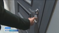 В Пятигорске ключи от квартир получили дети-сироты В Пятигорске ключи от квартир получили дети-сироты