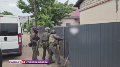 ФСБ задержала нелегальных оружейников в 43 субъектах страны ФСБ задержала нелегальных оружейников в 43 субъектах страны