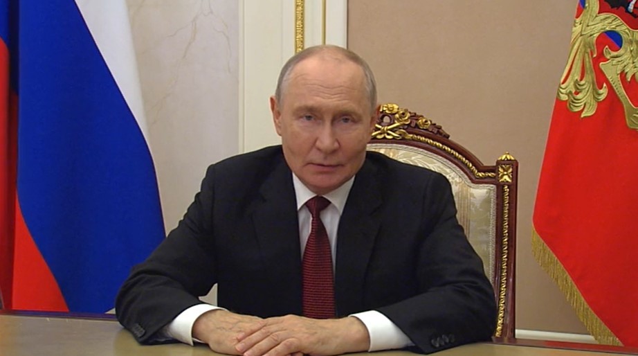 Владимир Путин благодарен всем россиянам, принявшим участие в голосовании за победу Владимир Путин благодарен всем россиянам, принявшим участие в голосовании за победу