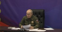 Владимир Путин посетил вспомогательный пункт управления Объединённой группировки войск Владимир Путин посетил вспомогательный пункт управления Объединённой группировки войск