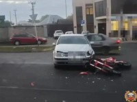 В Ставрополе автомобилист сбил подростка на питбайке В Ставрополе автомобилист сбил подростка на питбайке
