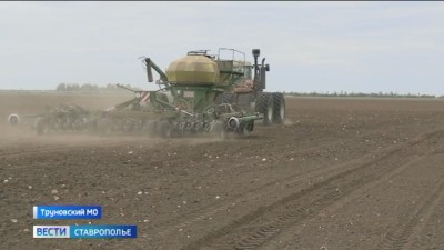В Труновском округе Ставрополья испытали систему навигации для техники без спутникового сигнала В Труновском округе Ставрополья испытали систему навигации для техники без спутникового сигнала