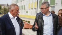 Губернатор Ставрополья Владимир Владимиров проверил реконструкцию школы в Арзгире Губернатор Ставрополья Владимир Владимиров проверил реконструкцию школы в Арзгире